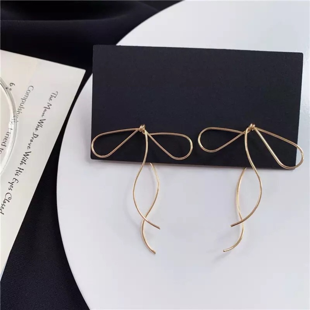 “Paris” Minimalist Thin Bow Dainty Knot Cute Birthday/Gift/Babyshower Earrings - Picture 10 of 12